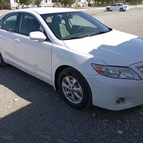 Toyota Camry 2011