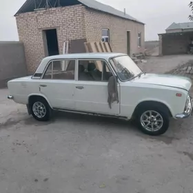 Lada 2104 1983