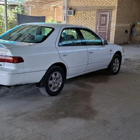 Toyota Camry 1997