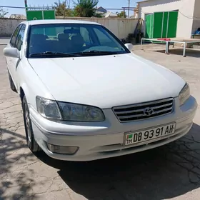 Toyota Camry 2000