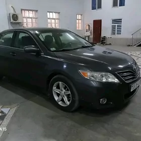 Toyota Camry 2010