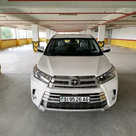 Toyota Highlander 2018