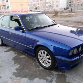 BMW 525 1990