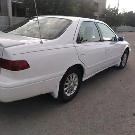 Toyota Camry 2001