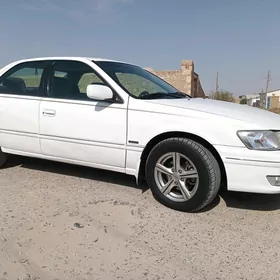 Toyota Camry 2000