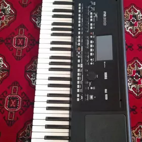 KORG ROLAND YAMAHA