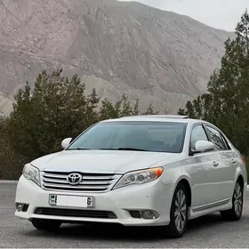 Toyota Avalon 2011