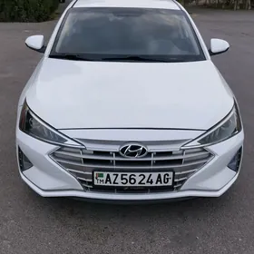 Hyundai Elantra 2019