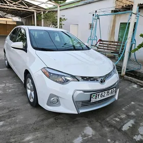 Toyota Corolla 2014