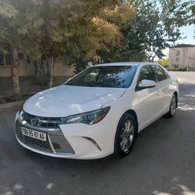 Toyota Camry 2016