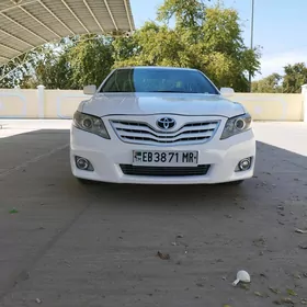 Toyota Camry 2011