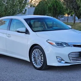 Toyota Avalon 2013