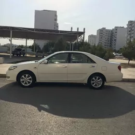 Toyota Camry 2005