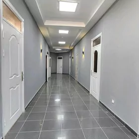 Arenda ofis Padwoyski 250 m²