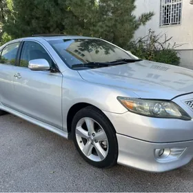 Toyota Camry 2011