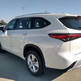 Toyota Highlander 2020