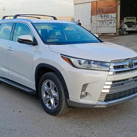 Toyota Highlander 2017