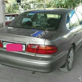 Toyota Avalon 1999