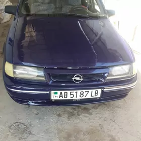 Opel Vectra 1992