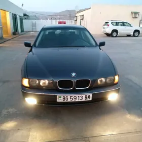 BMW E39 1999