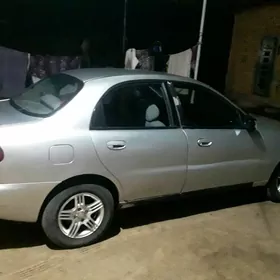 Daewoo Lanos 1999