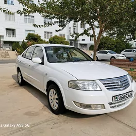 Nissan Sunny 2010