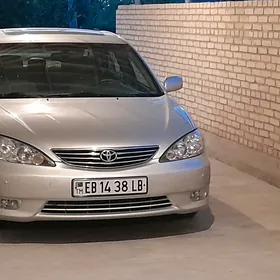 Toyota Camry 2005