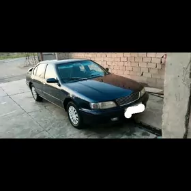 Nissan Cefiro 1995