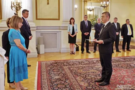 Türkmenistanyň ilçisi Gresiýanyň Prezidentine ynanç hatlaryny gowşurdy