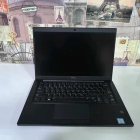 Dell i7 8Th / 8Gb / 256Gb