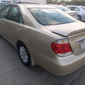 Toyota Camry 2005