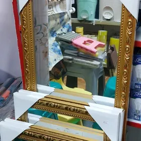 Aýna Ýüz görülýän ramkaly plas