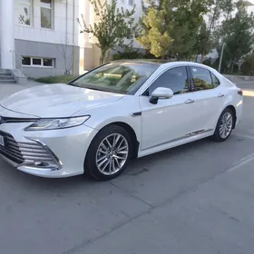 Toyota Camry 2022