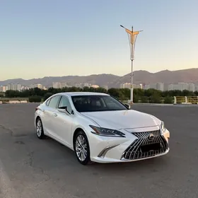 Lexus ES 350 2020