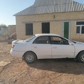 Toyota Carina 1993