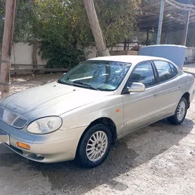 Daewoo Leganza 1997