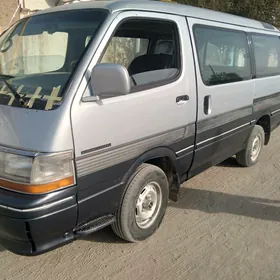 Toyota Hiace 1990