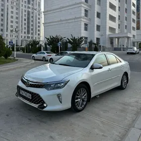 Toyota Camry 2017