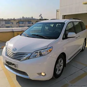 Toyota Sienna 2017