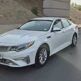 Kia Optima 2019