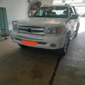 Toyota Tundra 2004