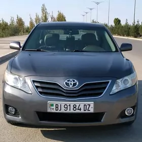 Toyota Camry 2011