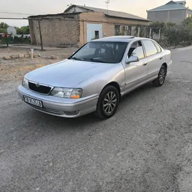 Toyota Avalon 1999