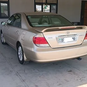 Toyota Camry 2005