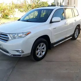 Toyota Highlander 2013