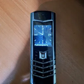 Vertu V9