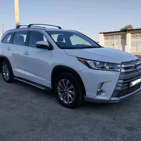 Toyota Highlander 2017