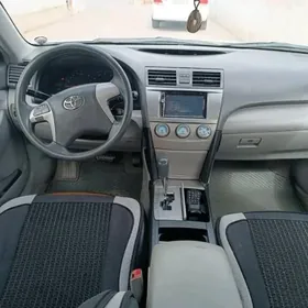 Toyota Camry 2010