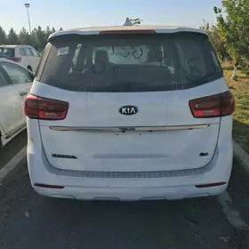 Kia Sedona 2020