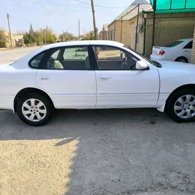 Toyota Avalon 1999